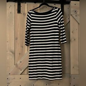 LIKE NEW GAP Boatneck Shift Dress